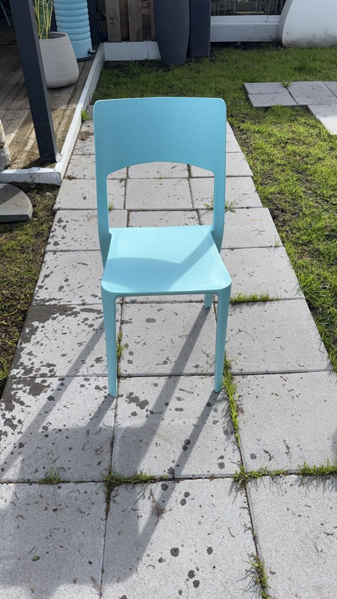 SEDIA 'BASEL' COLORE VERDE TIFFANY