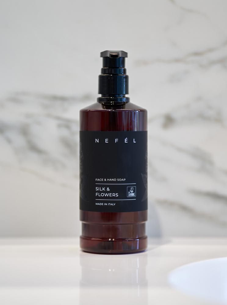 BAGNODOCCIA NEFEL SILK&FLOWER Ecolabel fl ml 480