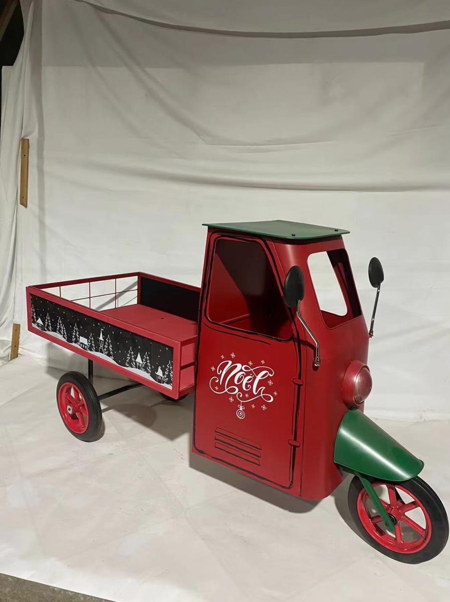 APE CAR CHRISTMAS COL ROSSO E VERDE 155X74X94
