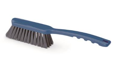 SPAZZOLA C/MANICO MEDIO BLU SCURO