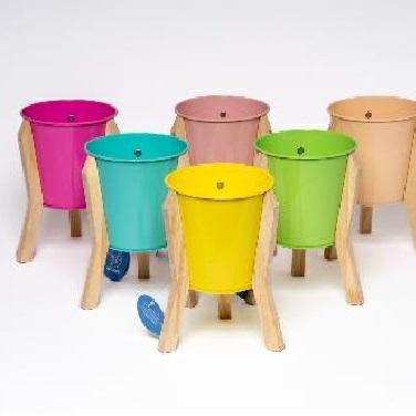 VASETTO CON BASE LEGNO ASS.13X19X12